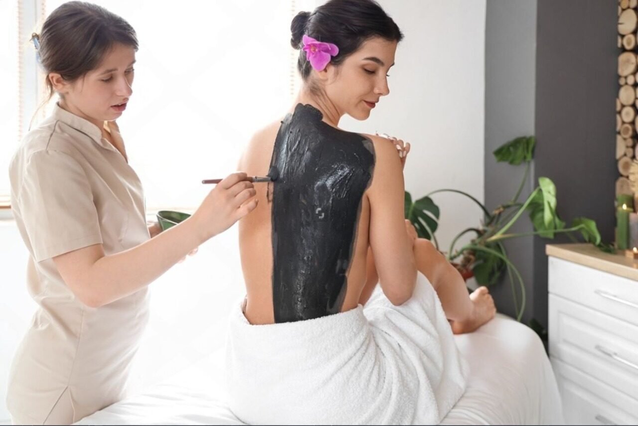 DeWatermark.ai_1756551833387